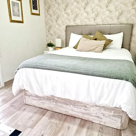 Pequeno Paraiso Frente Al Mar Playa Chica 아파트 *