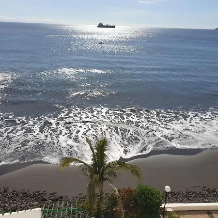Pequeno Paraiso Frente Al Mar Playa Chica * 산타크루스데 테네리페